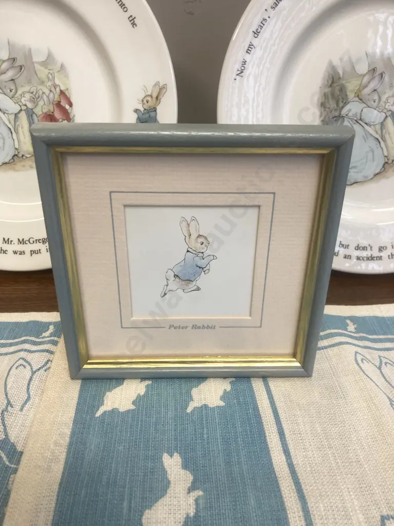 Wedgwood Beatrix Potter Peter Rabbit Dinner Plates, 25cm With Framed Lithograph & Pair of Linen Table Mats Image 1++