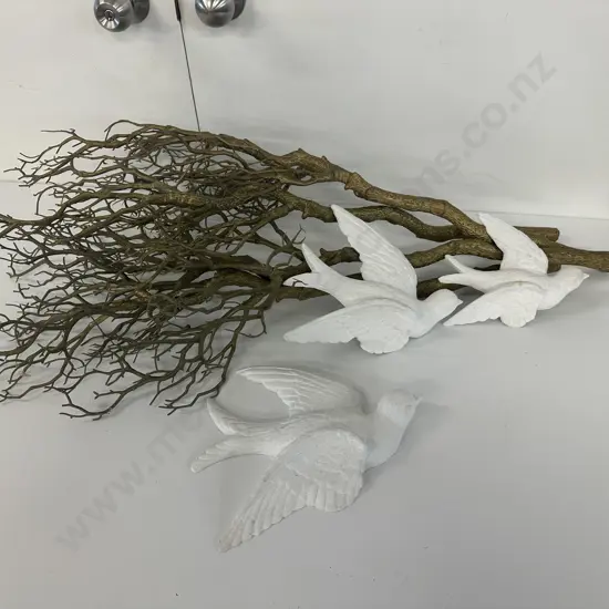 Decorative Gold Coloured Branches & French Bee Hand Painted Bird Wall Plaques