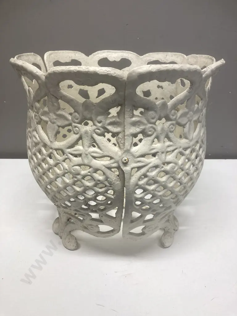 Vintage Cast Aluminium Footed Lattice Pot Plant Holder, Victorian Lace, 30 x 31cm Image 1++