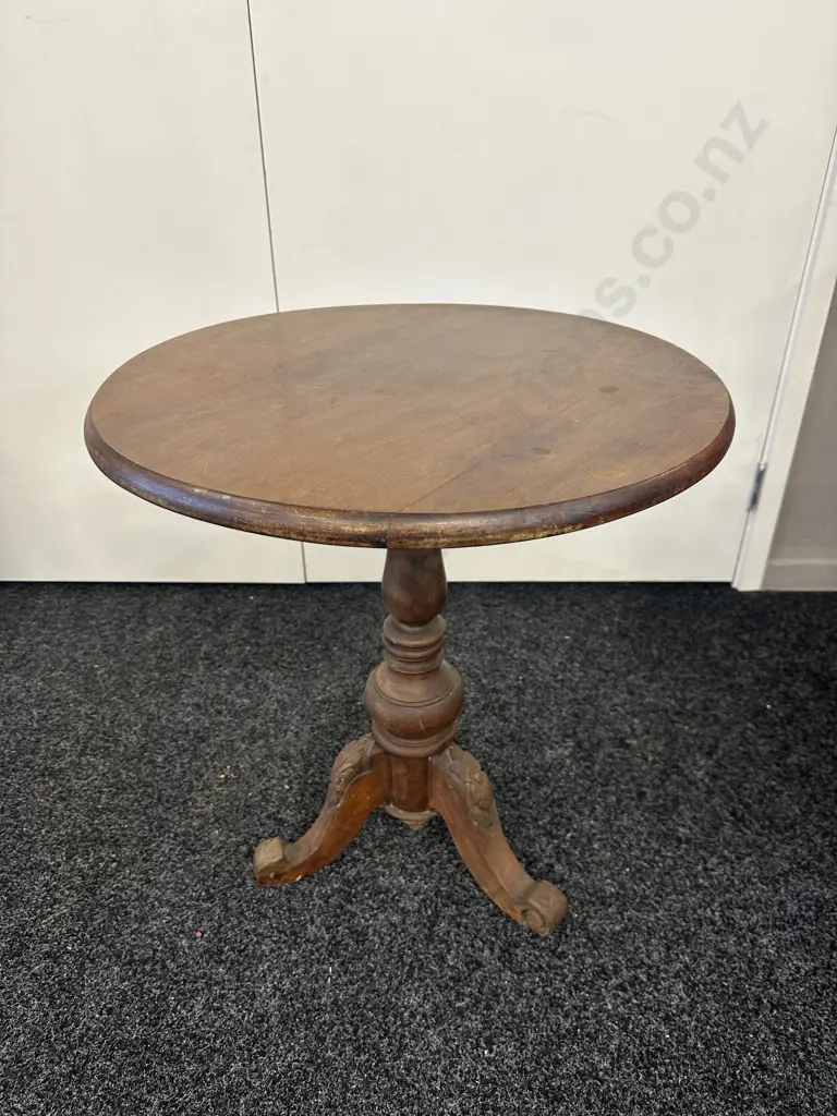 Vintage Mahogany Round Pedestal Table H63,Dia56cm. Image 1++