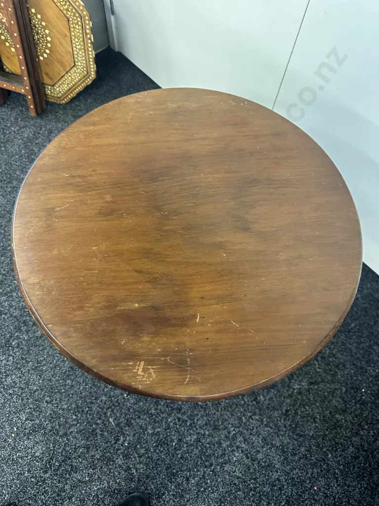 Vintage Mahogany Round Pedestal Table H63,Dia56cm. Image 1++