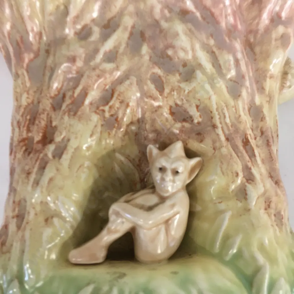   Vintage Rare Sylvac Pixie Wall Pocket #320 H21cm. Image 1++