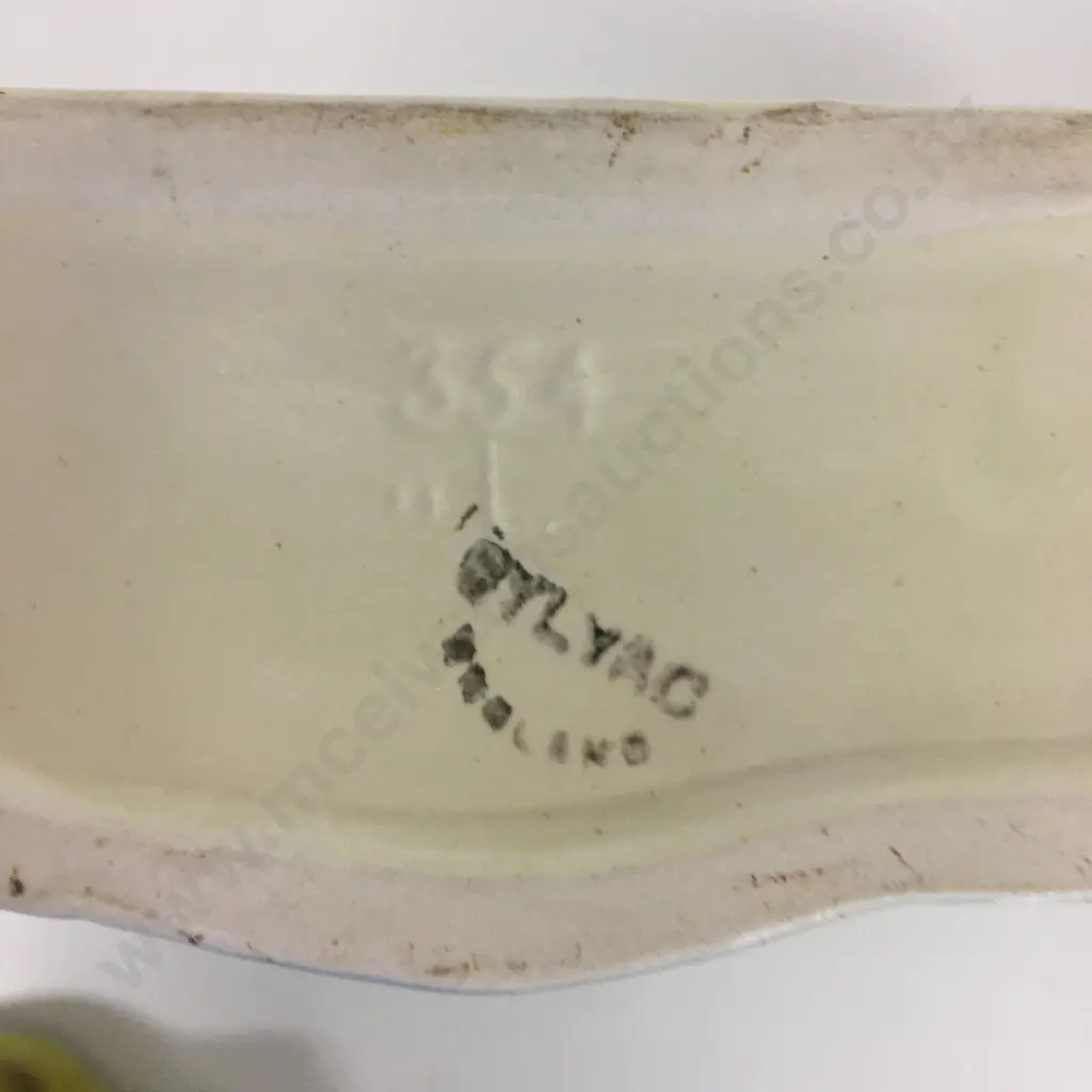 Vintage Rare Rabbit Under Tree Vase / Wall Pocket #354 H15cm. Image 1++
