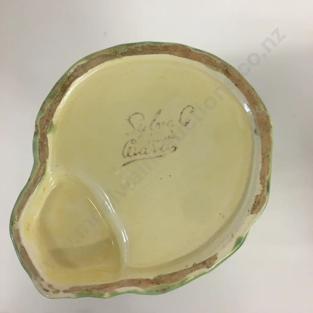 Vintage Sylvac Ware Rabbit Jug H17cm. Image 1++