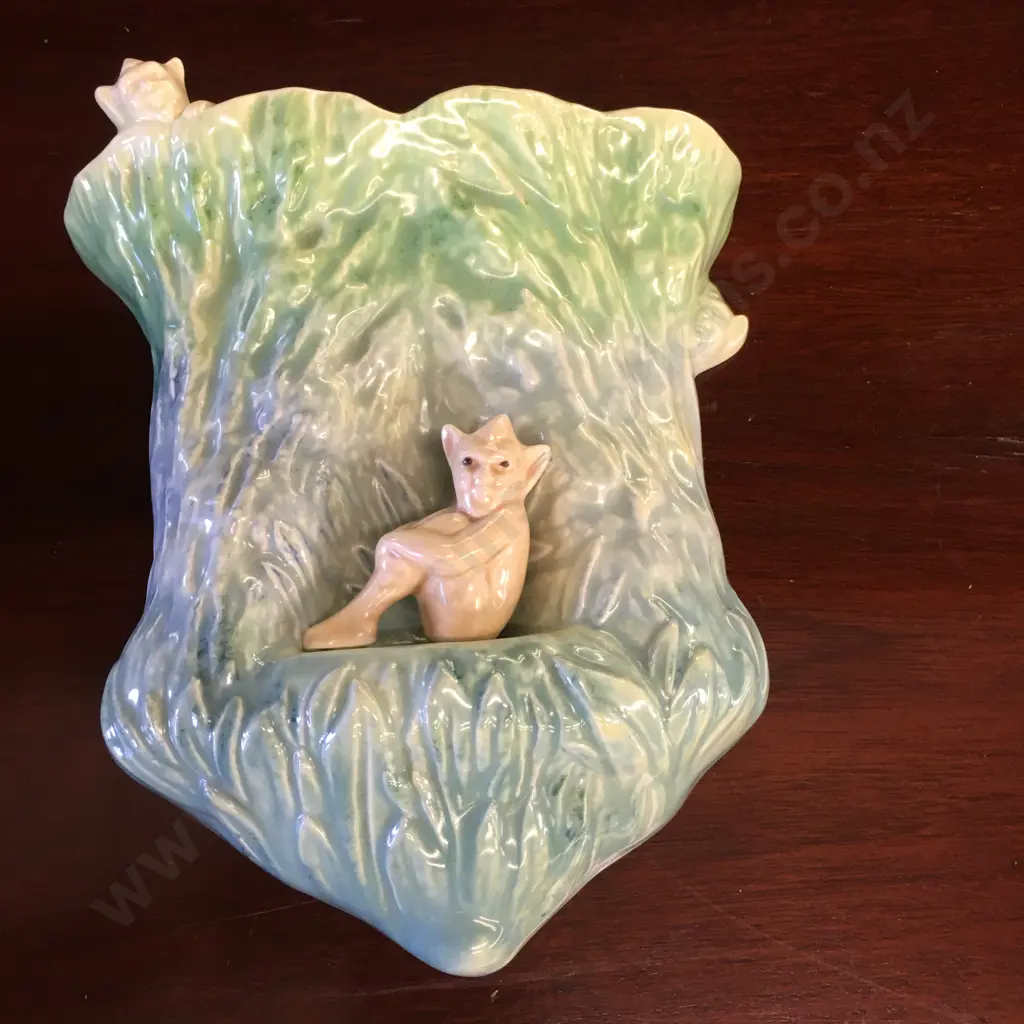 Rare Vintage Sylvac Wall Pocket Posy Vase Image 1++