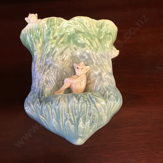 Rare Vintage Sylvac Wall Pocket Posy Vase
