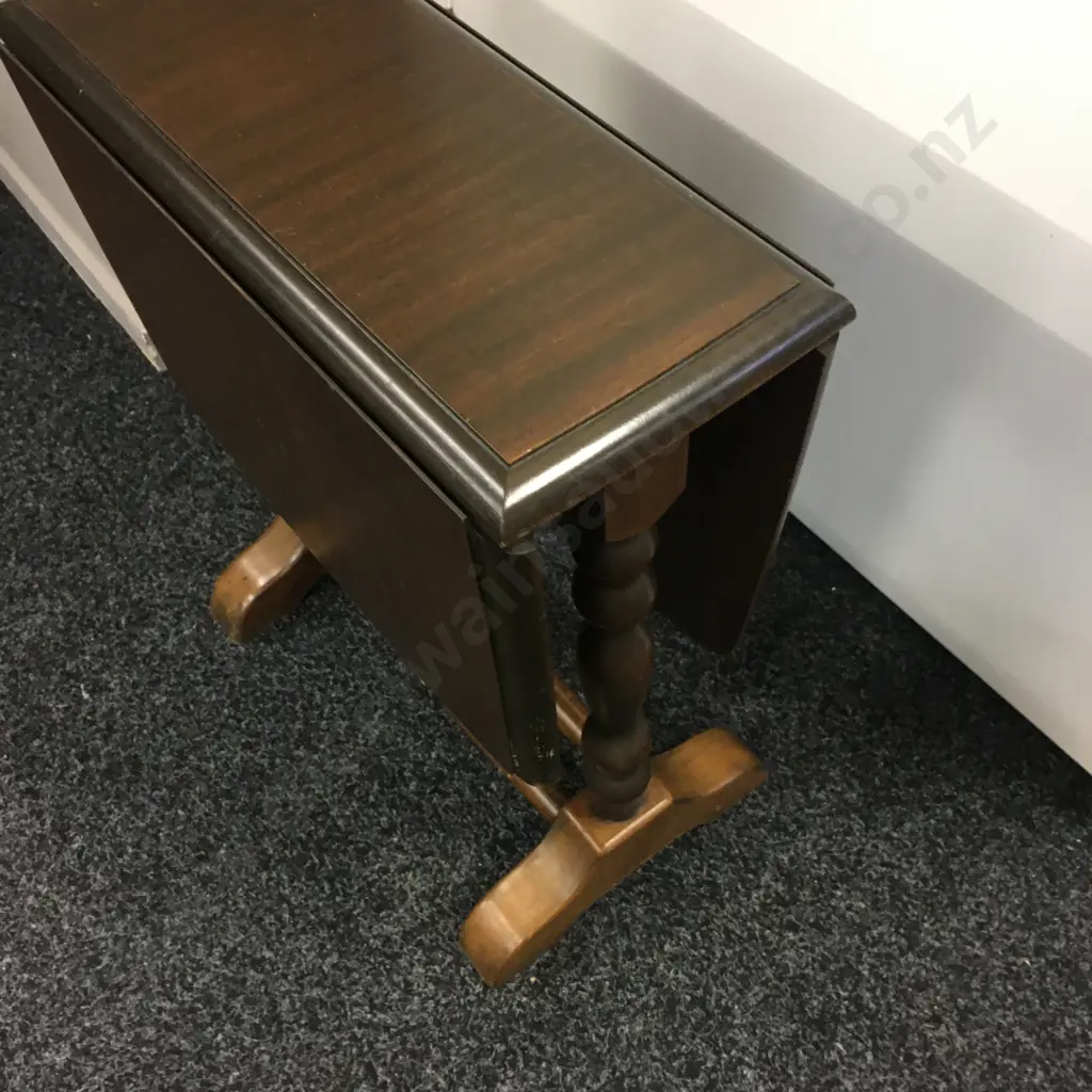 Vintage Wooden Dropleaf Occasional Table Image 1++
