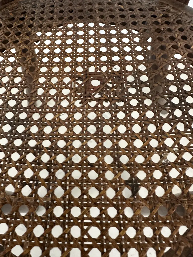 Vintage Childs Bentwood Chair Image 1++