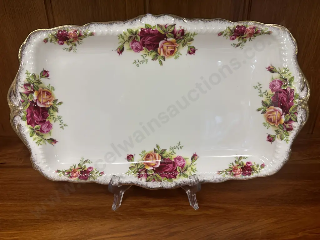 Royal Albert 'Old Country Roses' Sandwich Plate L30cm Image 1++