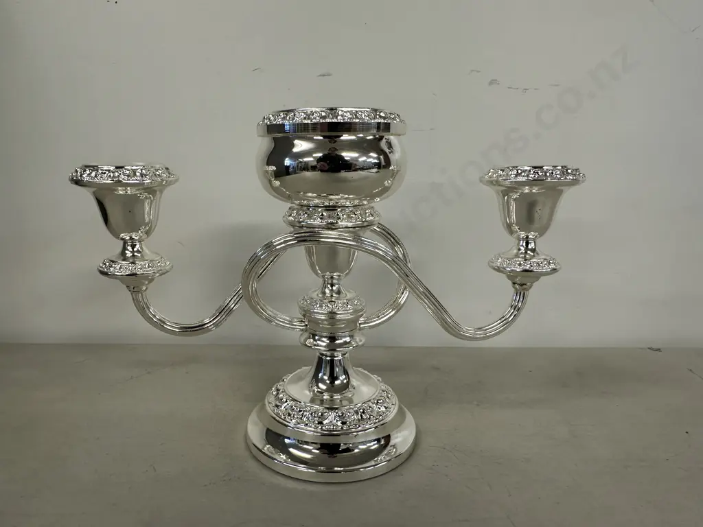 Lanthe Candelabra Silver Plated 3 Candle Holder & Posy Bowl  Image 1++