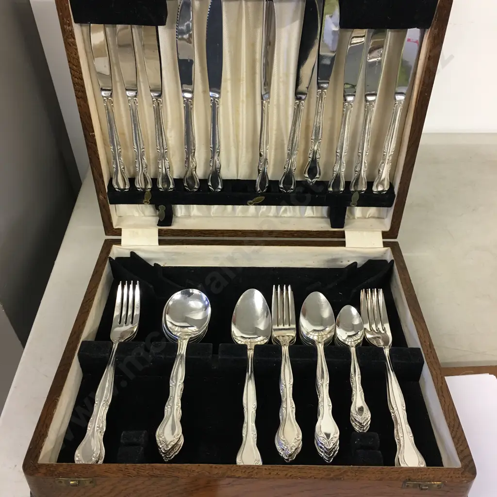 Mytton Rodd Silver Plated Cutlery In Vintage Oak Canteen, 42 Pieces Image 1++