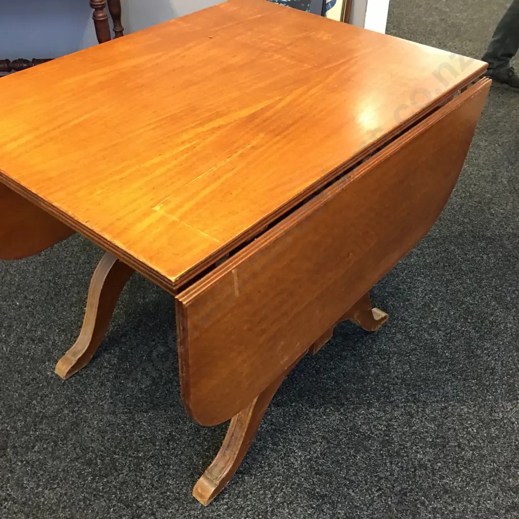 Vintage Mahogany Dropleaf Dining Table, H76 W91 D143cm Image 1++