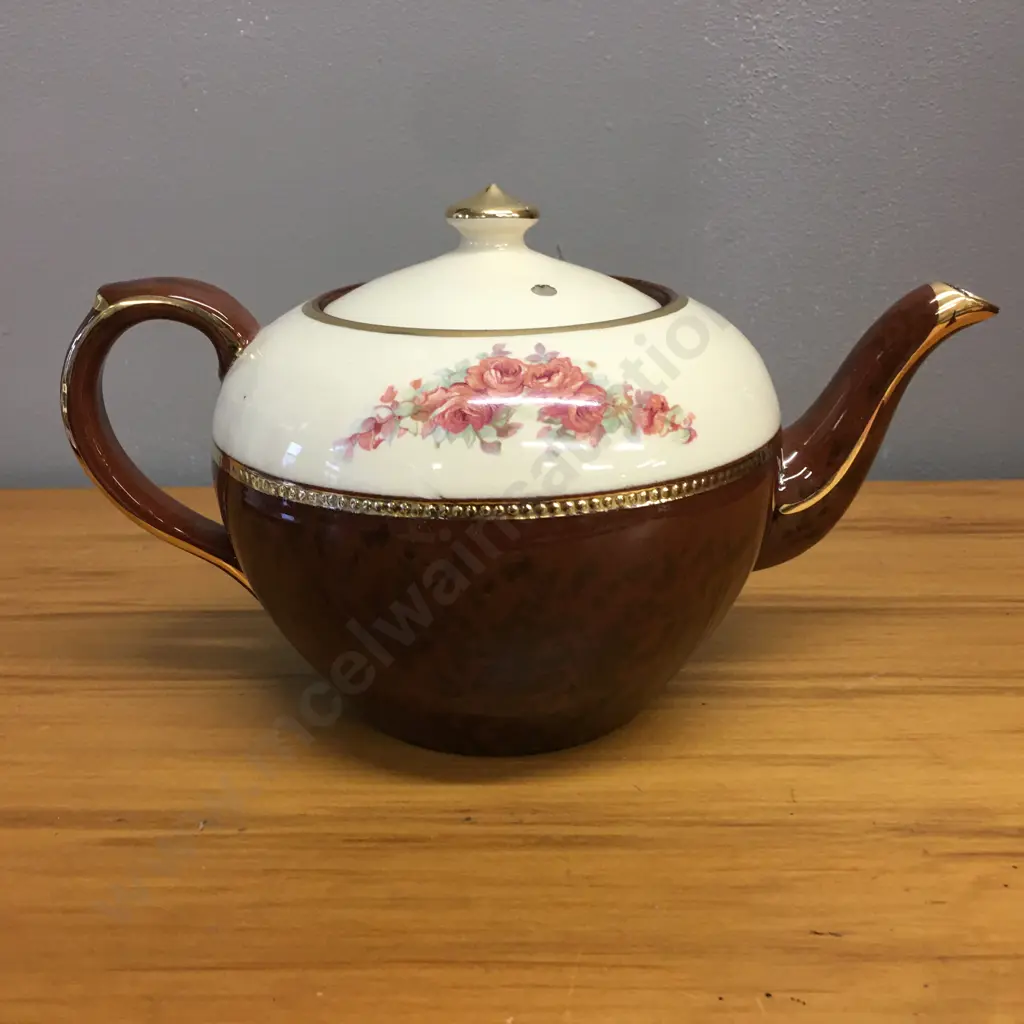 Arthur Wood Teapot Brown With Gold Trim & Vintage Flowers Image 1++