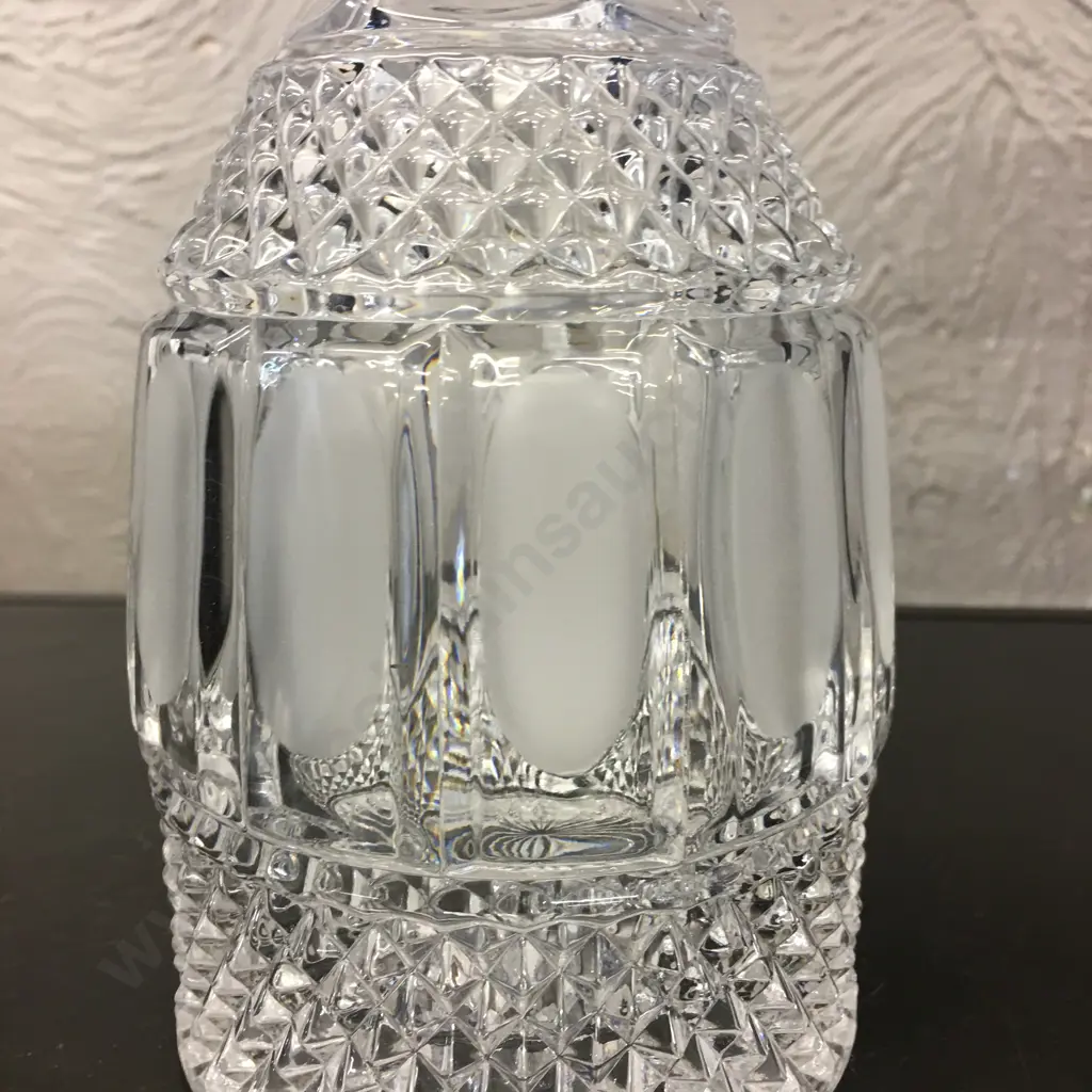 Stunning Crystal Decanter Image 1++