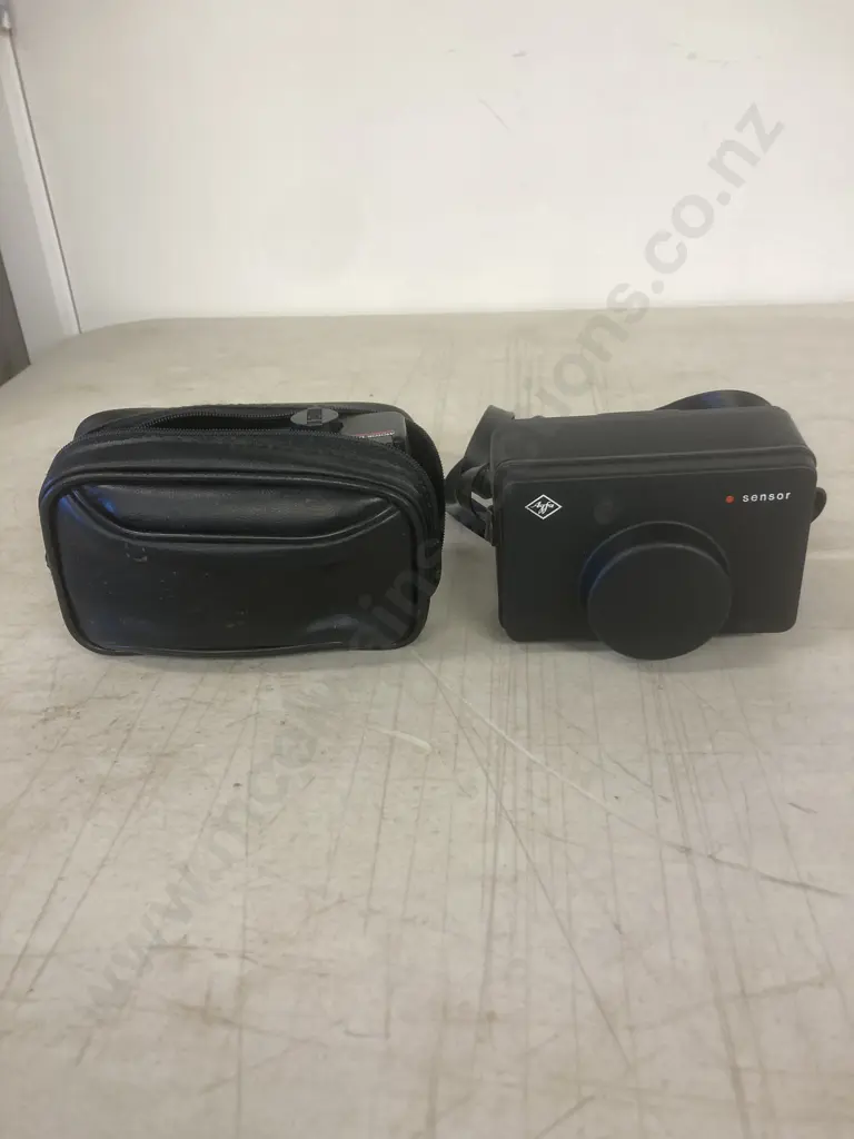 Vintage 1970s Agfa Agfamatic 100 Sensor Film Camera With Case, Achiever MEF-35 Camera Image 1++