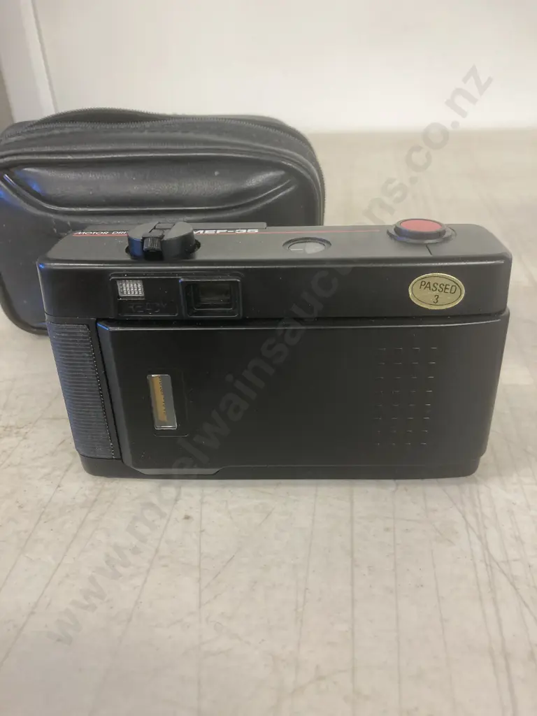 Vintage 1970s Agfa Agfamatic 100 Sensor Film Camera With Case, Achiever MEF-35 Camera Image 1++