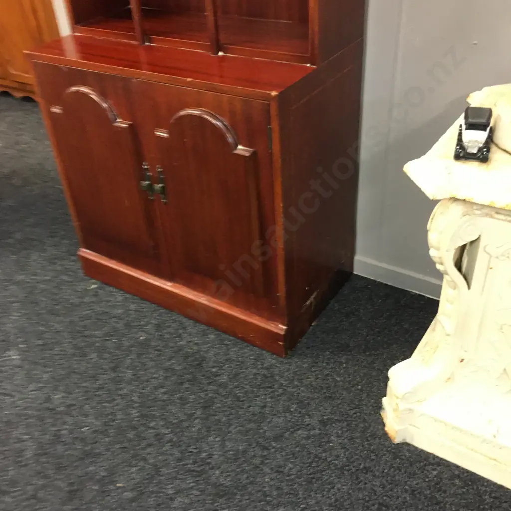 Wall Unit, 2 Door, 4 Tier Display, H192 W76 D39cm Image 1++