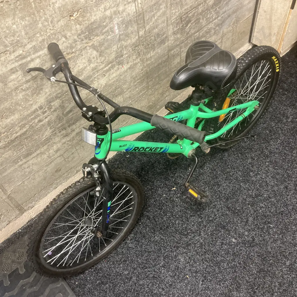 Blast Rocket 20 Black & Green BMX With Helmet Image 1++