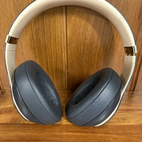 Beats Studio3 Wireless 'Skyline Collection' Over-ear Noise-Cancelling Headphones - Shadow Grey