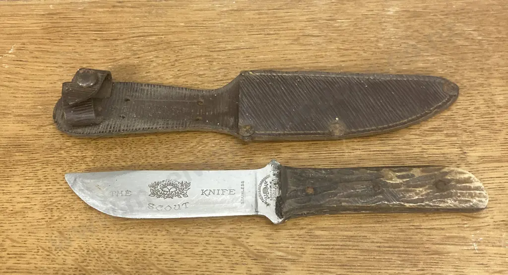 Rare Vintage Southern & Richardson Bone Handled "The Scout Knife" With Original Sheath. 19cm Image 1++