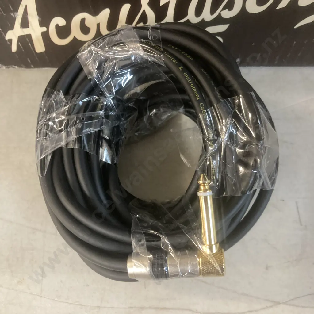 Fender Acoustasonic 15 Acoustic Guitar Amp With Leads Image 1++