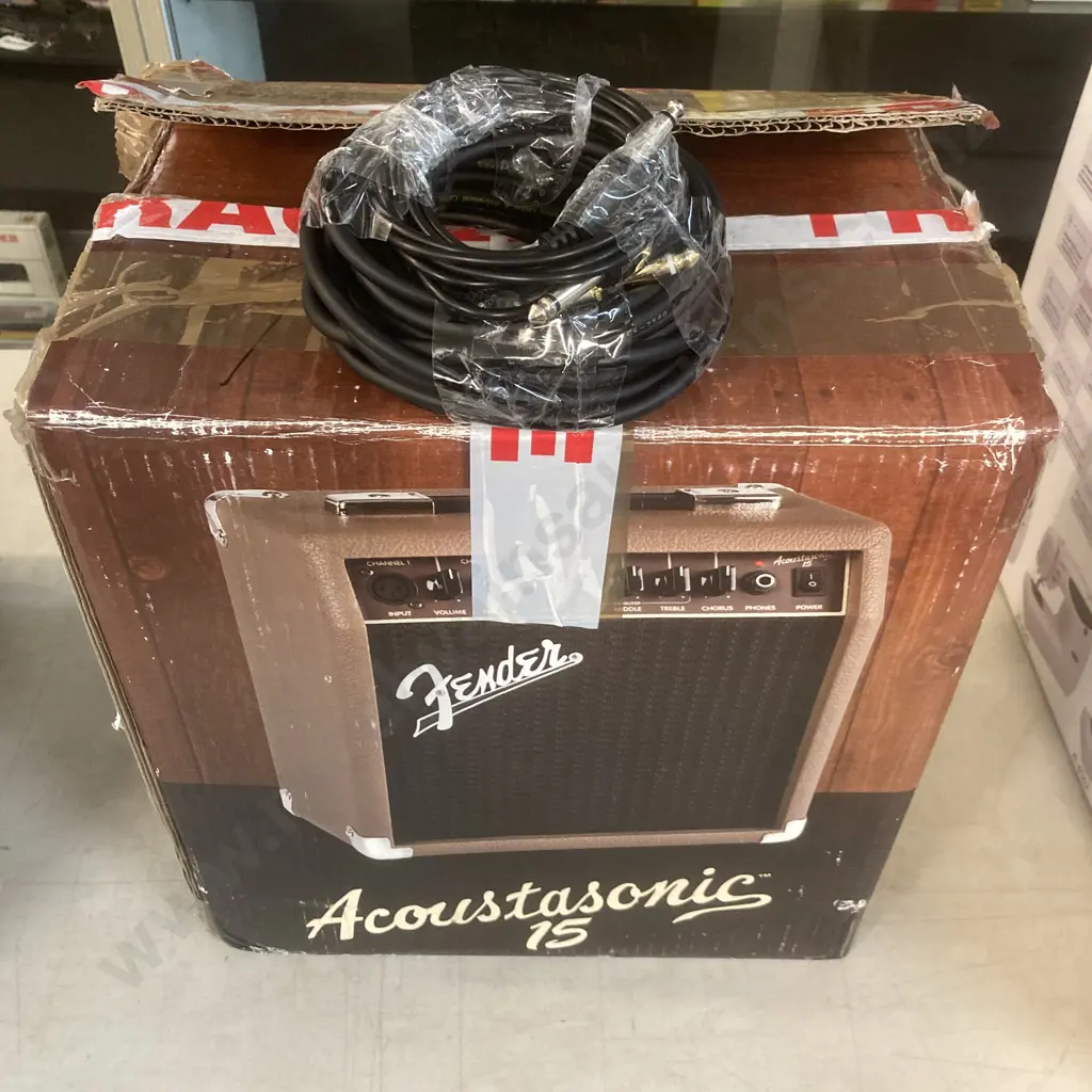 Fender Acoustasonic 15 Acoustic Guitar Amp With Leads Image 1++