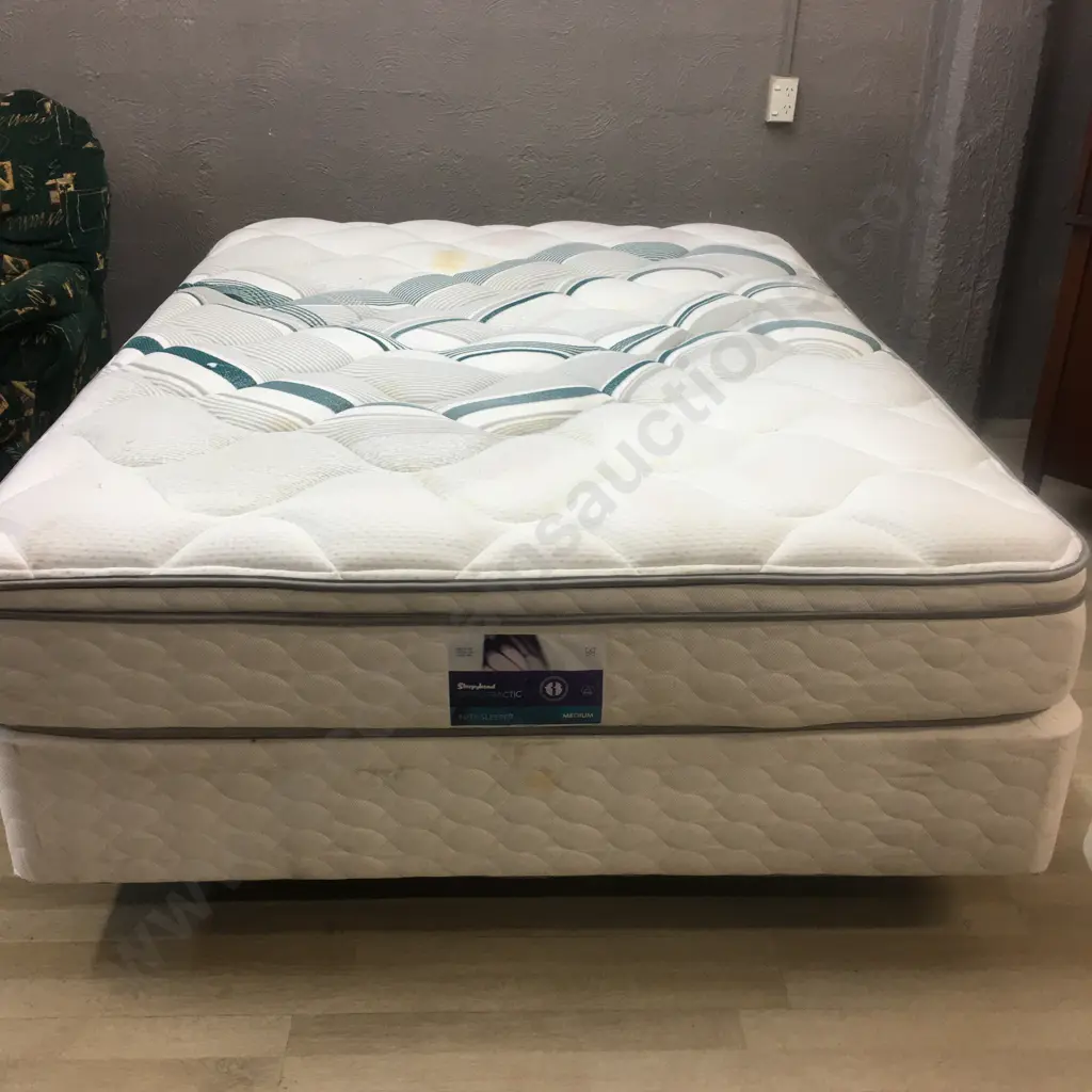 Sleepyhead Chiropractic Elite Sleep Medium Queensize Mattress & Base Image 1++