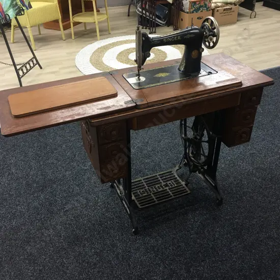 1937 Singer Treadle Sewing Machine Serial #EB616768