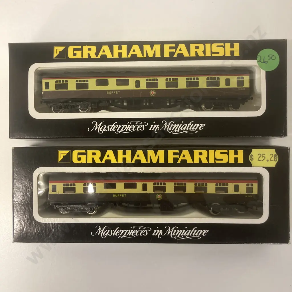 Graham Farish N Gauge #0754 BR 63ft Mk1 Buffet (RMB) Brown / Cream WR, Boxed x 2 Image 1++