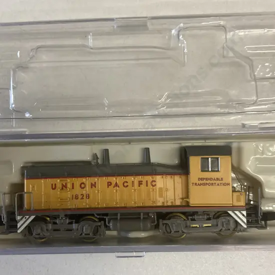 N Scale Life-Like 7897 Union Pacific SW9/1200 Diesel Switcher #1828, Boxed