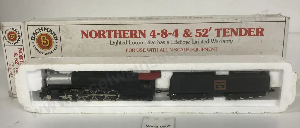 Boxed Bachmann N Gauge #58066 4-8-4 Burlington Route Northern Class Steam Loco No.5605 With 16-wheel 52' Tender Image 1++