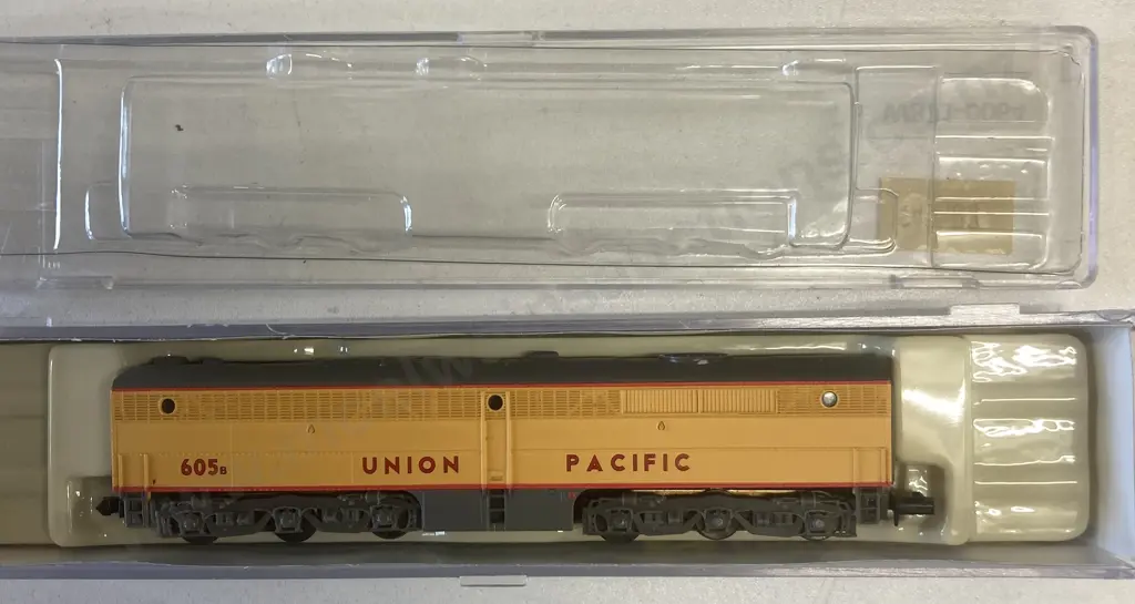 N Scale Life-Like 7086 Union Pacific Alco PB UP Non-Powered #605B, Boxed (Sold With -058) Image 1++
