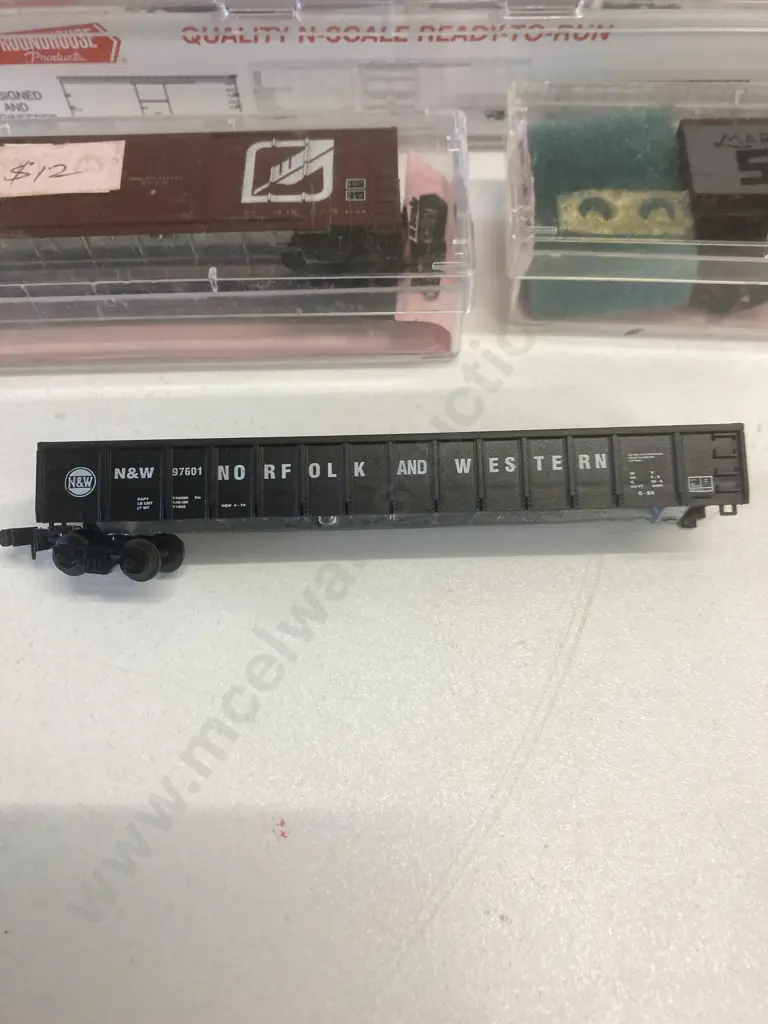 N Scale Roundhouse Rolling Stock x 5 Image 1++