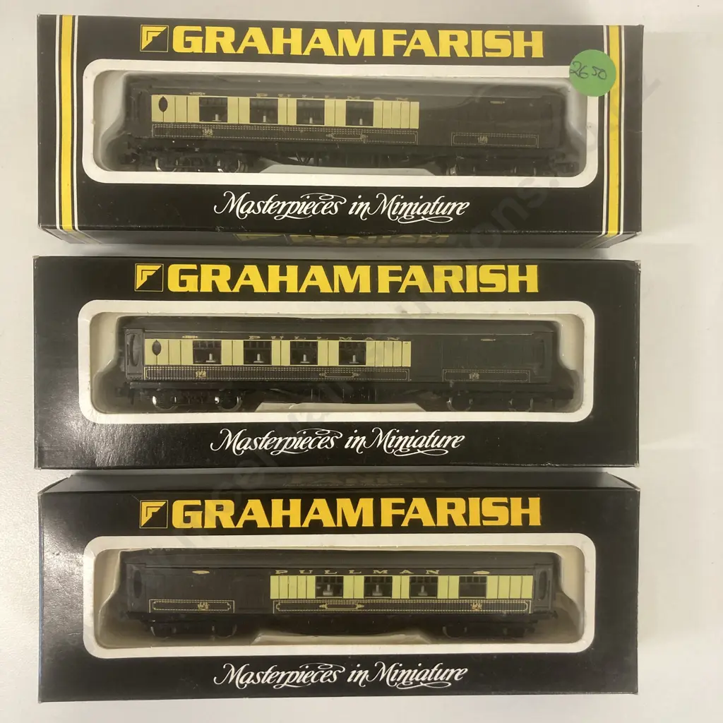 Graham Farish N Gauge #0656 Pullman Brake End Composite Coach, Boxed x 3 Image 1++