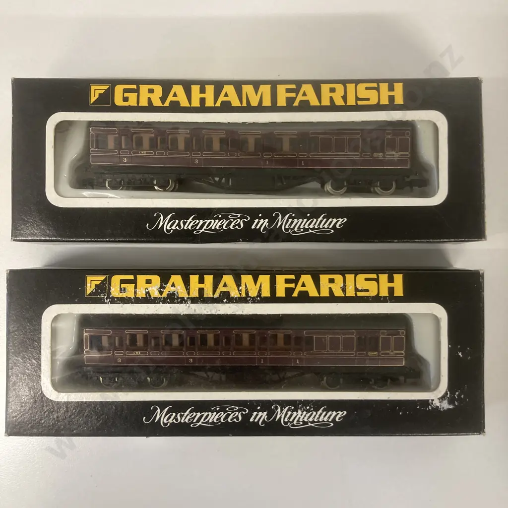 Graham Farish N Gauge #0626 57ft Mainline Coach LMS (Crimson Lake) x 2,Boxed Image 1++