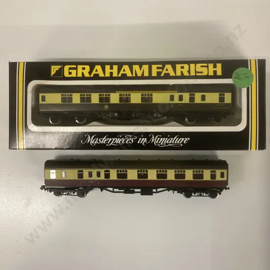 Graham Farish N Gauge #0694 BR 63ft Mk.1 Corr. Brake (BCK) Brown / Cream WR, Boxed & 1 x Unboxed