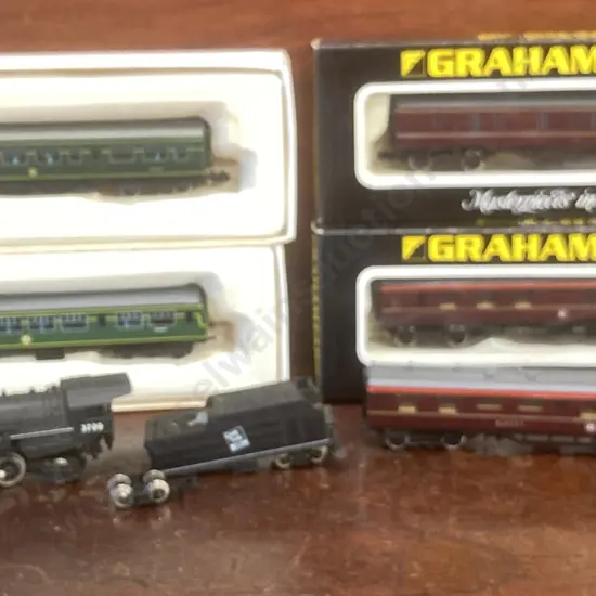 N Scale Atlas (Italy) GTW Grand Trunk Western 4-6-2 Steam Locomotive #3709 (As Found) 5 x Assorted Grafar  Rolling Stock