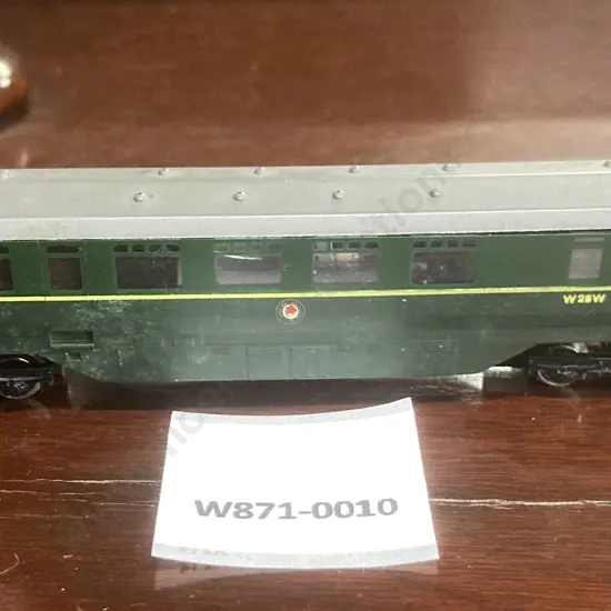 Graham Farish 8175 AEC Diesel Railcar W28W in BR Green, N Gauge
