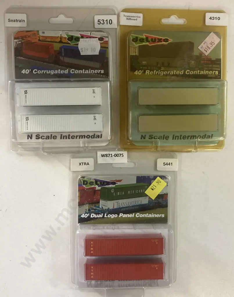 Deluxe Innovations N Scale 4310 Transameri Refrig, 5310 Seatrain Corro, 5441 XTRA DualLogo Panel 40' Containers 2 Packs Image 1++