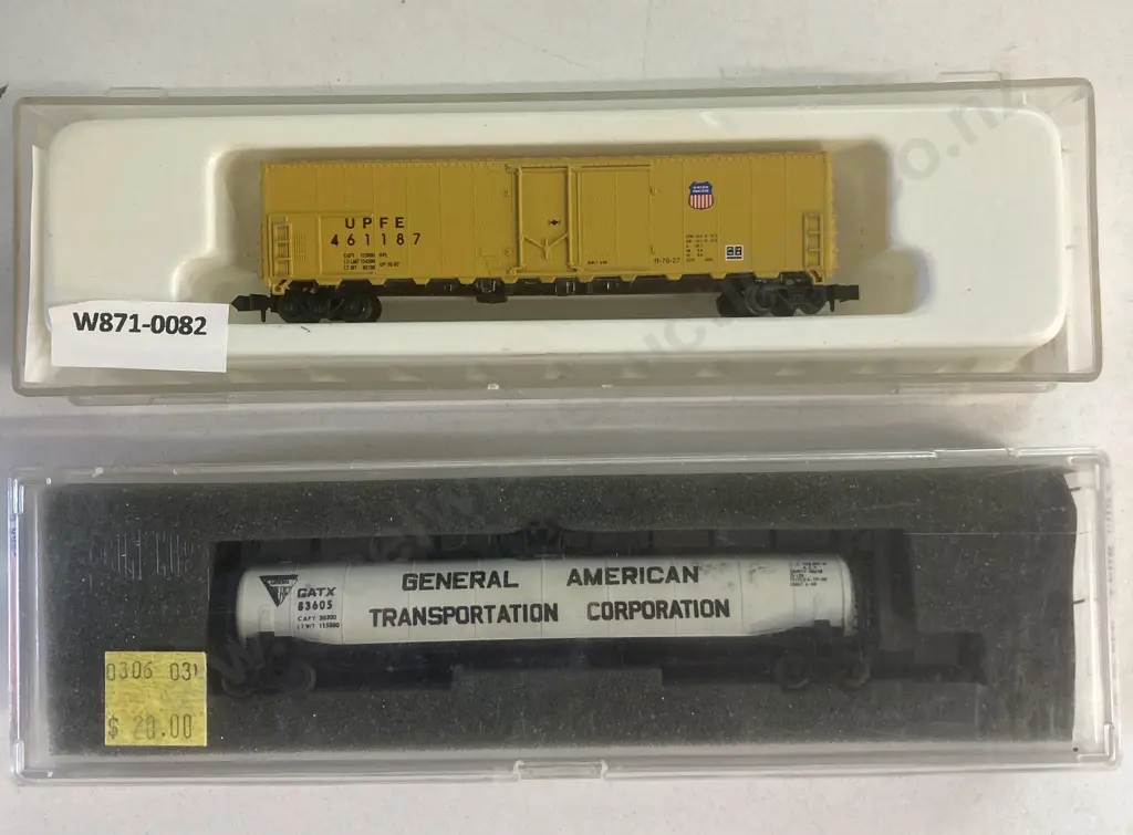 Trix N Scale GA Tanker Car & Con-Cor UPFE Union Pacific Fruit Express 50' Reefer (Sold With -058) Image 1++