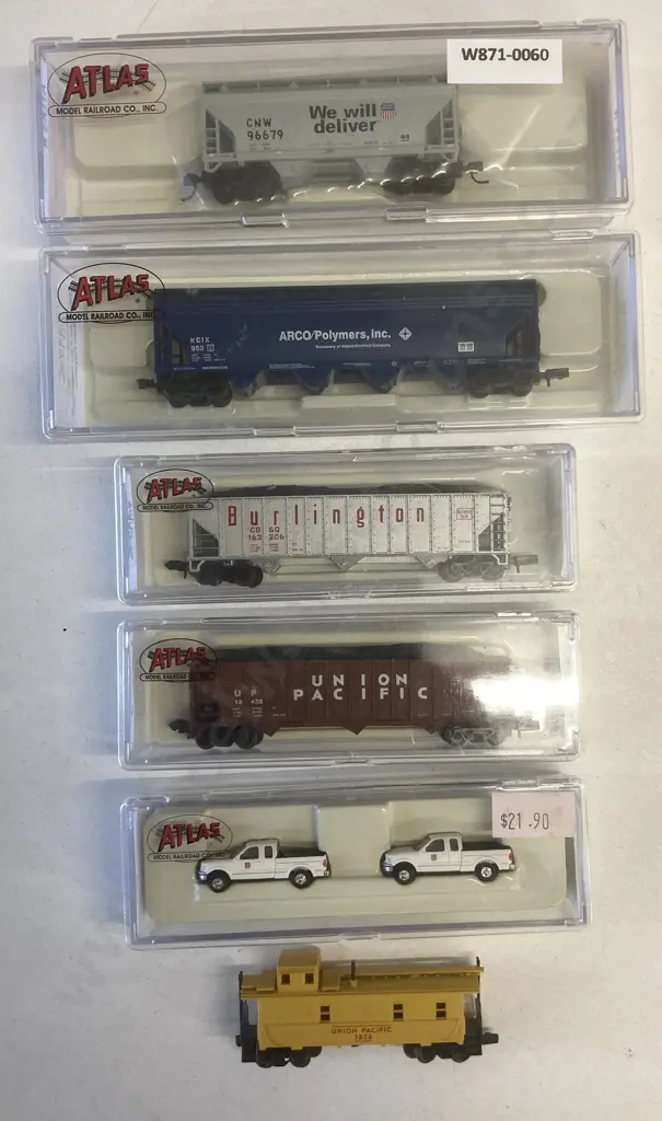 Boxed Atlas N Scale Rolling Stock x 5, 1997 Ford F-150 & Caboose 3828 UP Image 1++