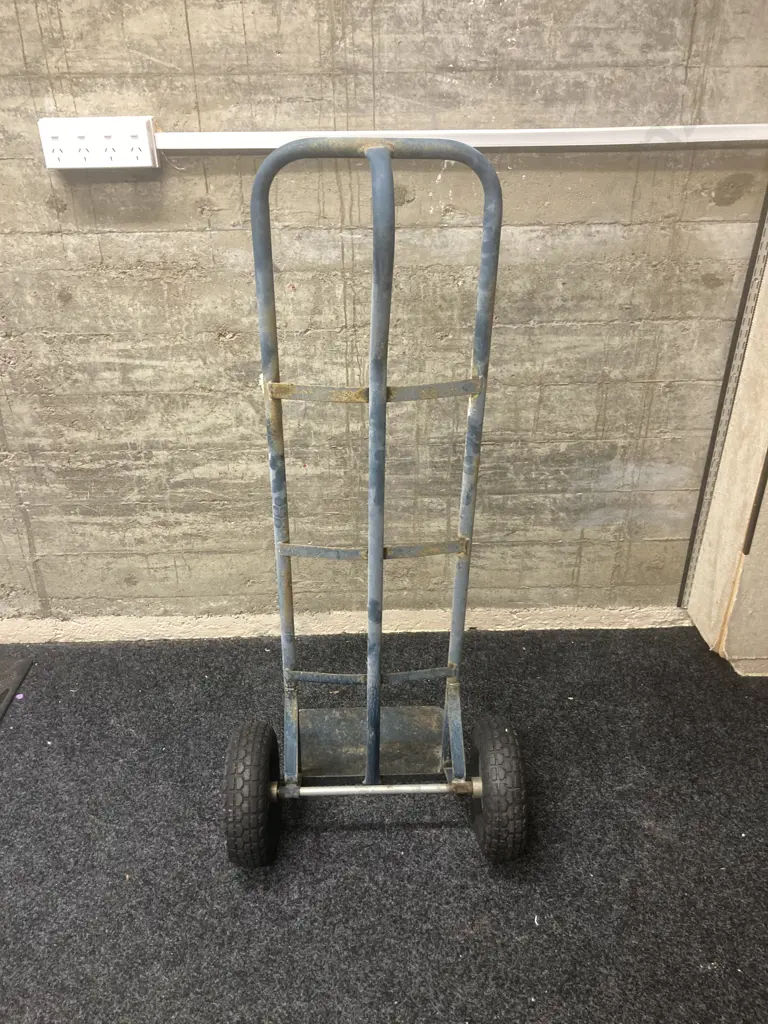 Saxon Hand Trolley 250Kg, Pneumatic Tyres Image 1++