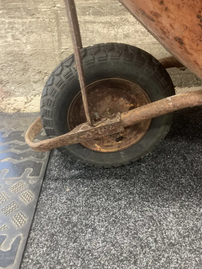Steel Wheelbarrow Image 1++