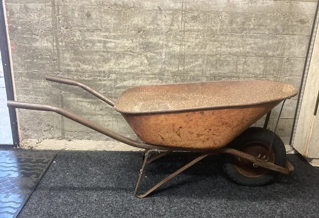 Steel Wheelbarrow Image 1++