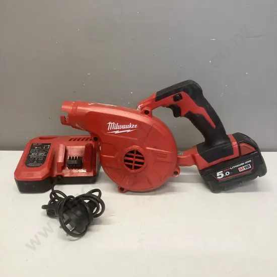 Milwaukee M18 BBL 18V Blower, 5.0Ah Battery & M12-18FC Charger (No Nozzle On Blower)