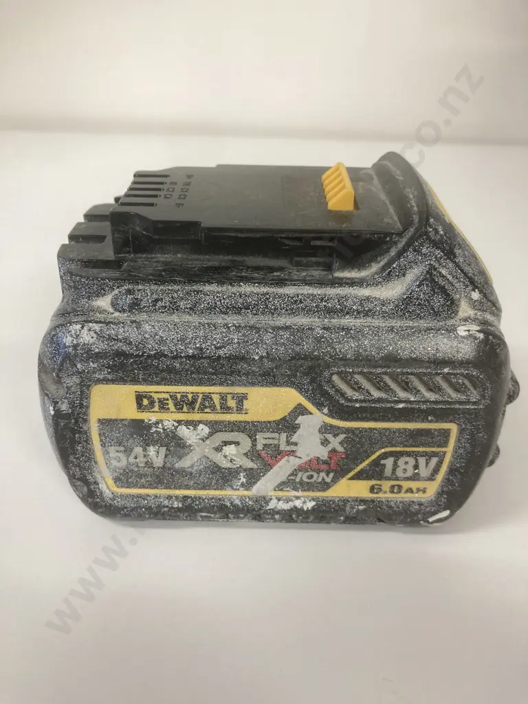 DeWALT 18/54V 6.0Ah XR FlexVolt Battery Image 1++