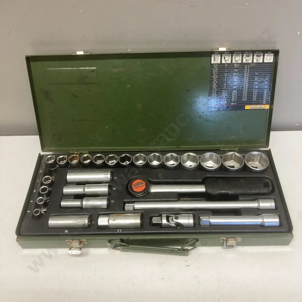 Praxxon Tools Socket Set In Metal Case Image 1++