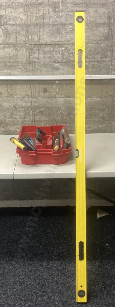 Tool Caddy, Saws, Craftright 1.8m Level Etc Image 1++