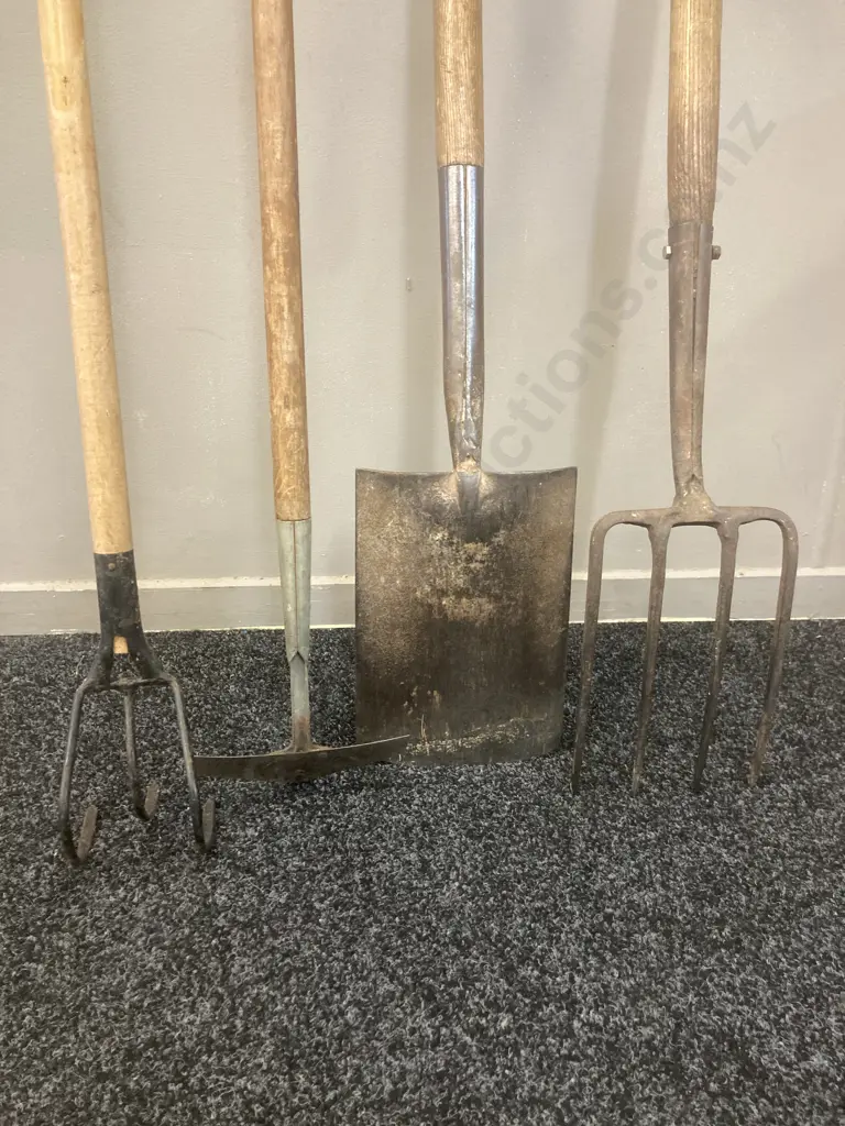 Garden Fork, Spade, Cultivator, Arrow Head Hoe, Wood Handles Image 1++