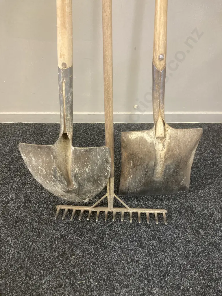 Shovel, Square Mouth Shovel & Rake, Wood Handles Image 1++